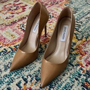 Steve Madden Vala Pump
